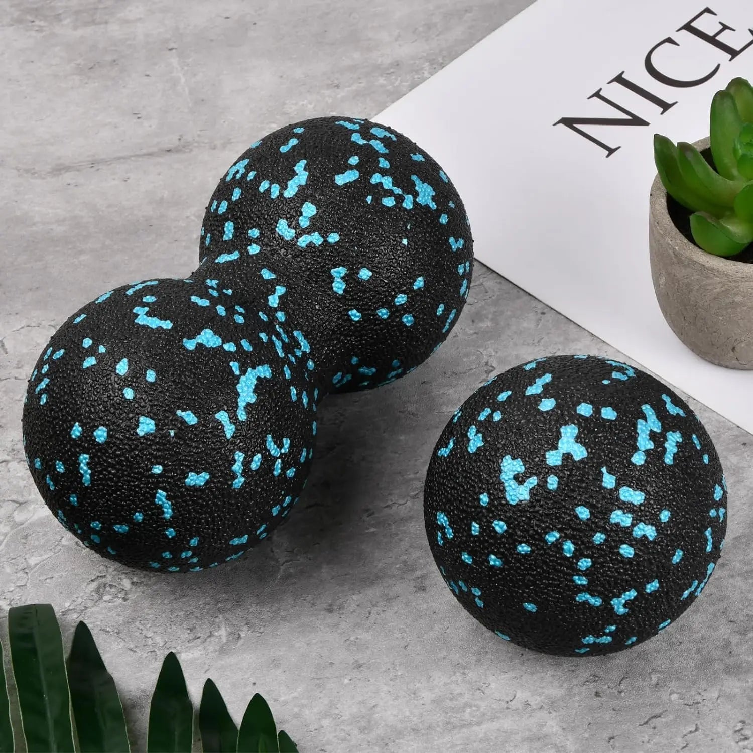 Fitness Ball High Density EPP Peanut Massage Ball Lightweight Back Neck Foot Mobility Ball Deep Tissue Myofascial Release